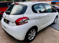 Peugeot 208 Allure 1.5 2014