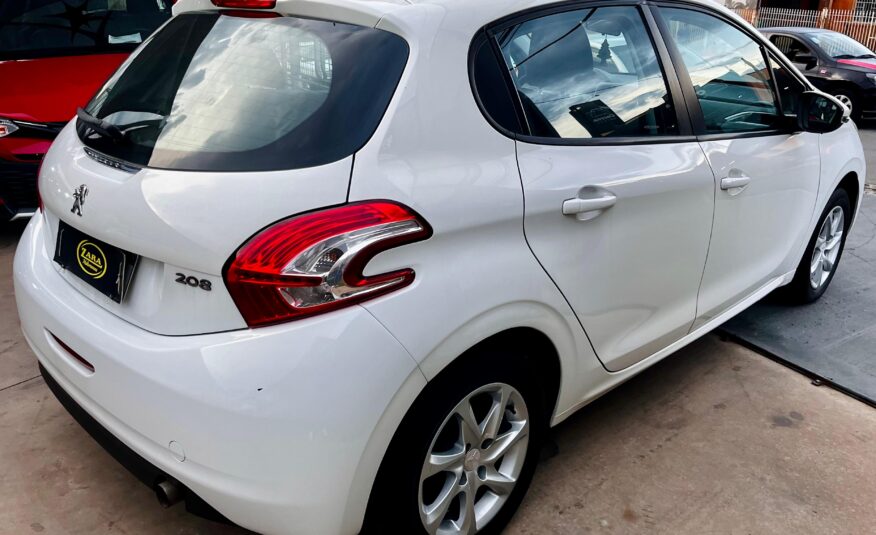 Peugeot 208 Allure 1.5 2014