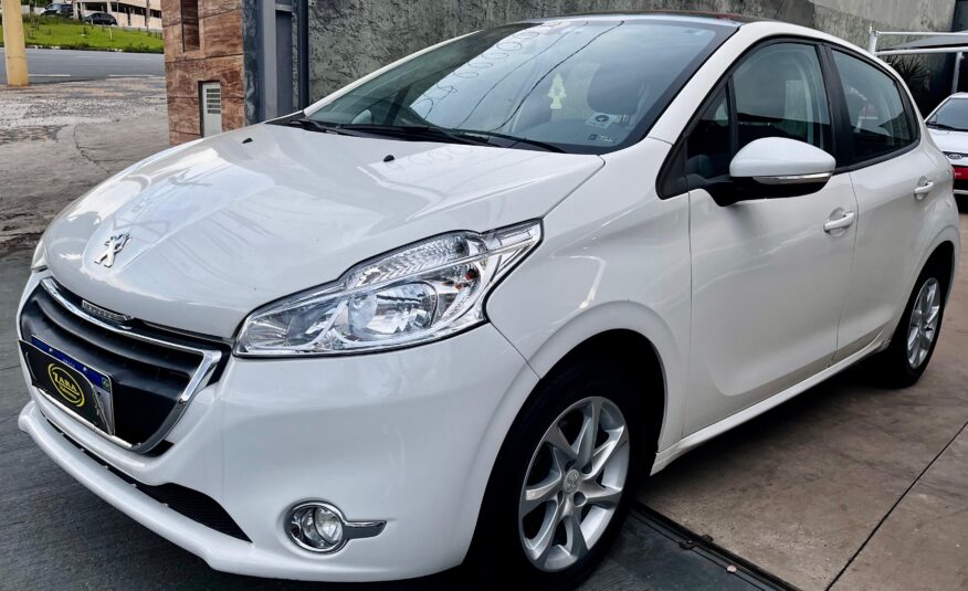 Peugeot 208 Allure 1.5 2014