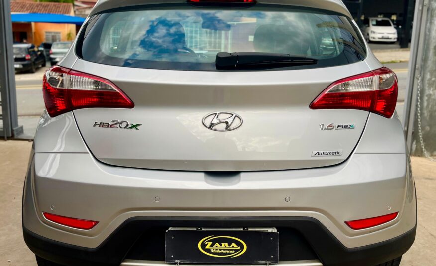 Hyundai HB20X Premium 1.6 Automático 2015