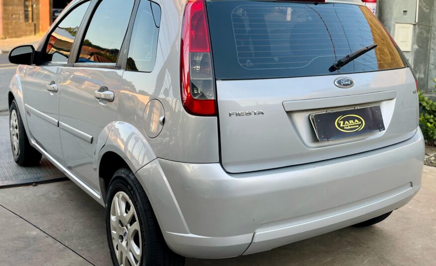 Ford Fiesta Class 1.6 2011