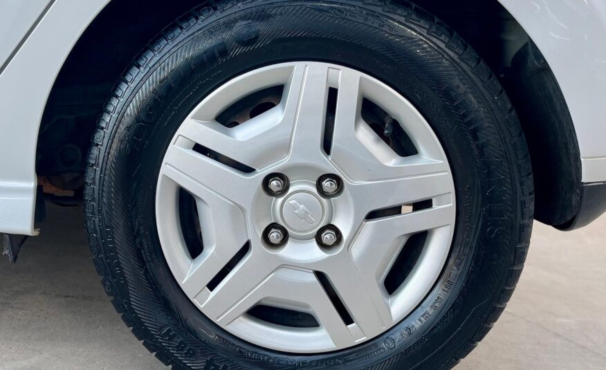 Chevrolet Onix LT 1.0 2013