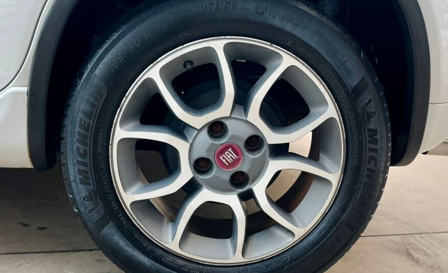 Fiat Uno Sporting 1.4 2014