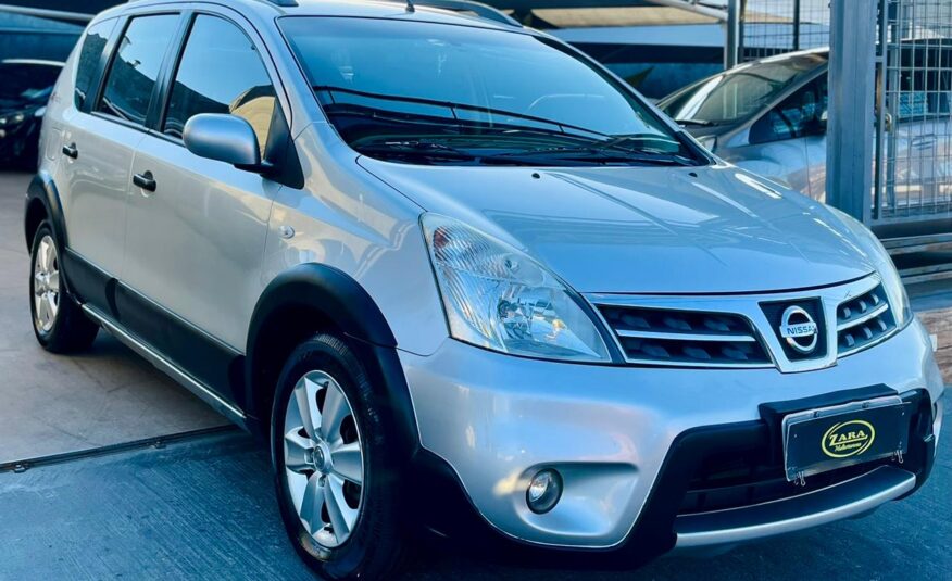 Nissan Livina X-GEAR SL 1.8 Automática 2012