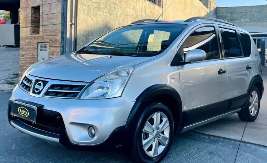 Nissan Livina X-GEAR SL 1.8 Automática 2012