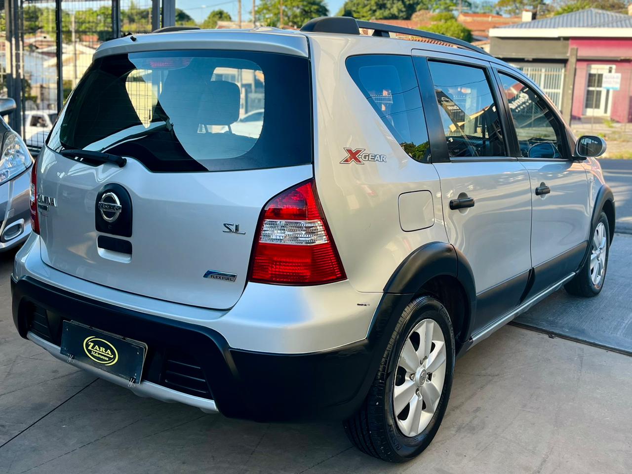 Nissan Livina X-GEAR SL 1.8 Automática 2012
