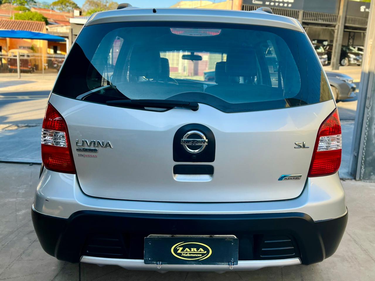 Nissan Livina X-GEAR SL 1.8 Automática 2012