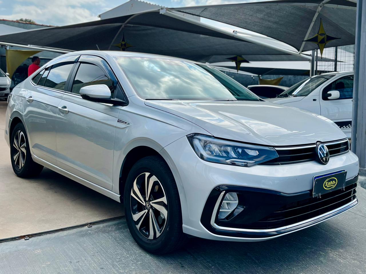 Volkswagen Virtus Comfortline 1.0 200 TSI 2023