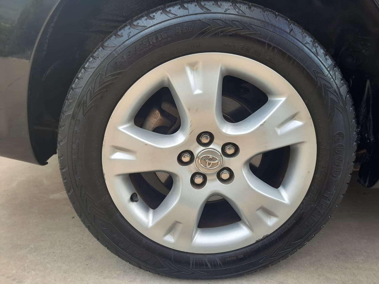 Toyota Corolla GLI 1.8 manual 2011