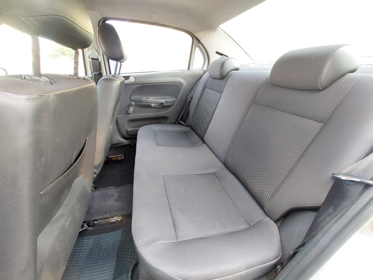 Volksvagen Voyage Trendline 1.0 Manual 2015