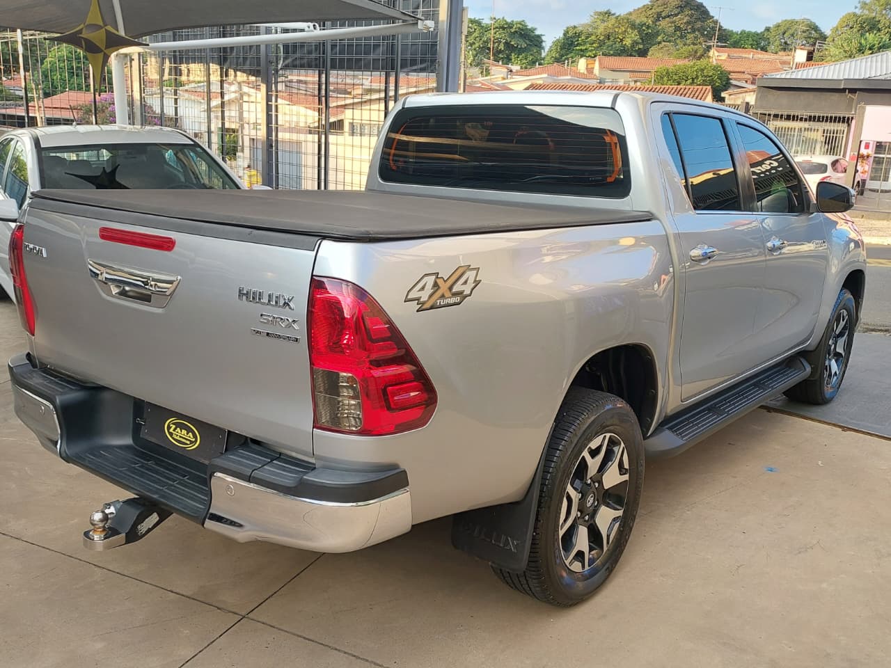 Toyota Hilux SRX TDI CD 50TH 4×4 2.8 Automático 2019