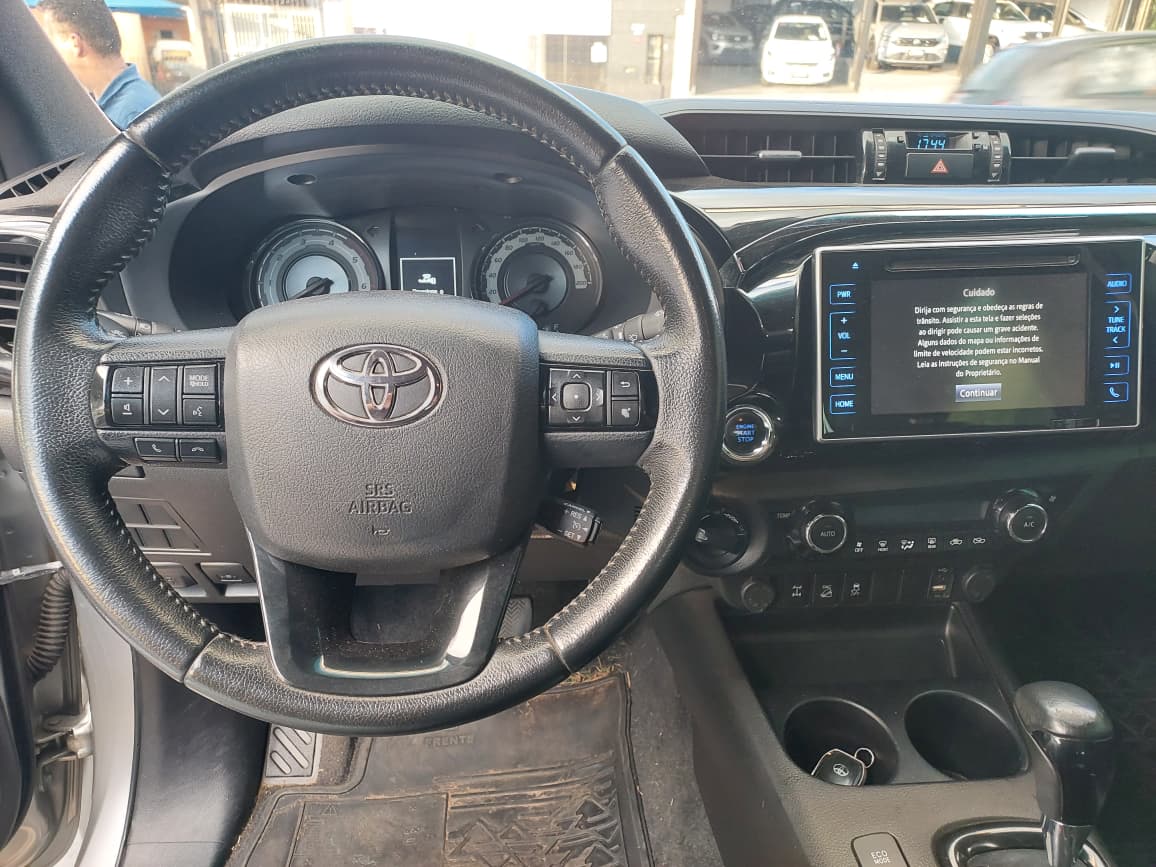 Toyota Hilux SRX TDI CD 50TH 4×4 2.8 Automático 2019