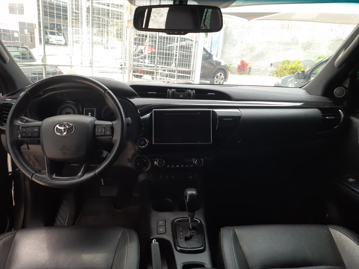 Toyota Hilux SRX TDI CD 50TH 4×4 2.8 Automático 2019