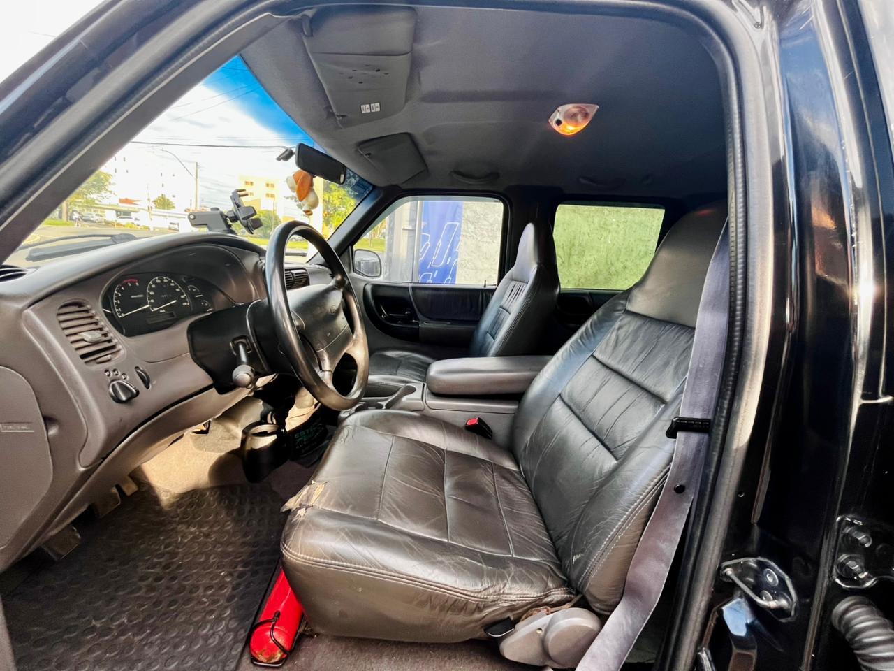 Ford Ranger XLT 2.8 Turbo 4×2 2004