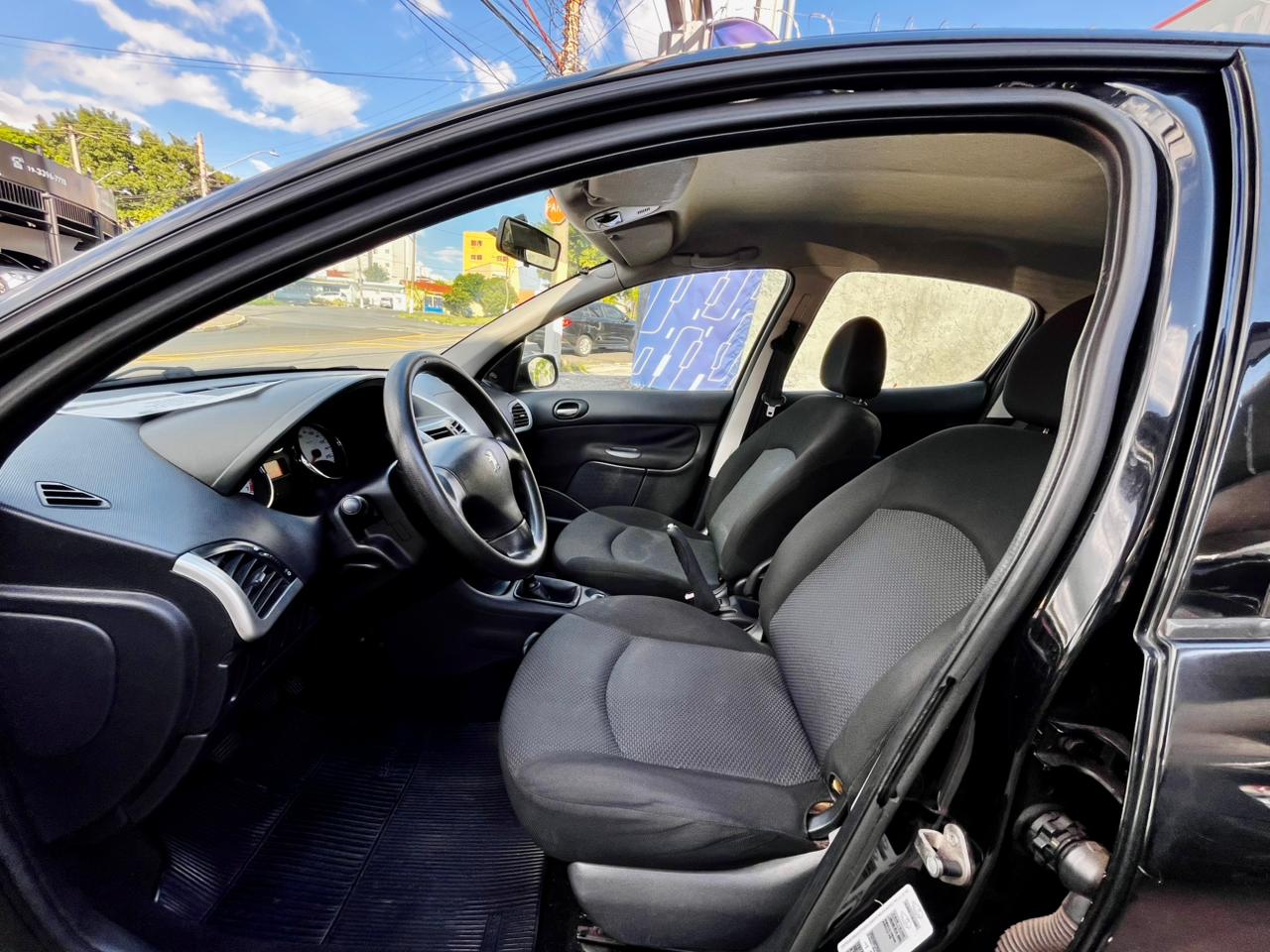 Peugeot 207 XR 1.4 2012