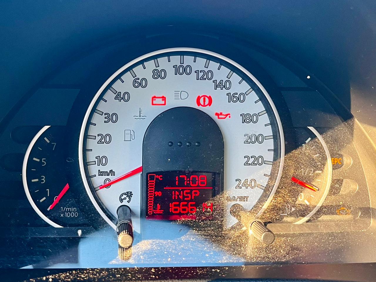 Volkswagen SpaceFox Trendline 1.6 2010