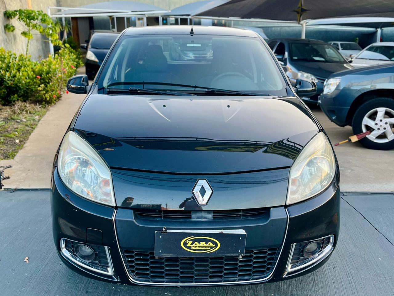 Renault Sandero Privilege 1.6 2013