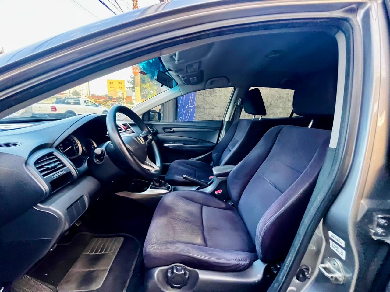 Honda City LX 1.5 Manual 2013