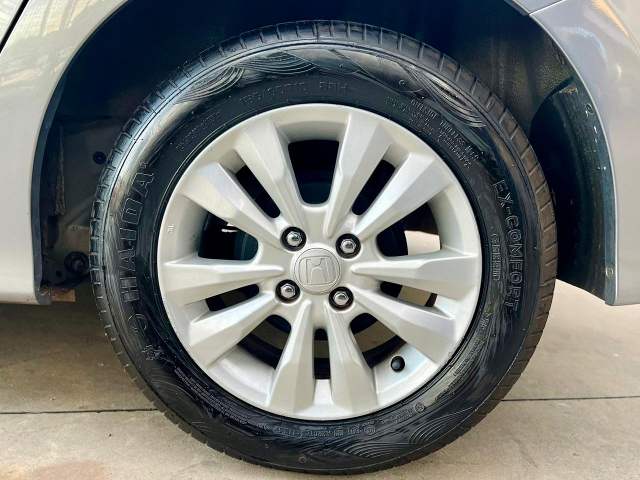 Honda City LX 1.5 Manual 2013