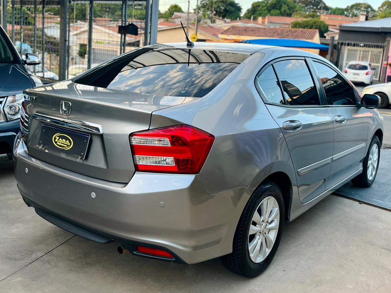 Honda City LX 1.5 Manual 2013