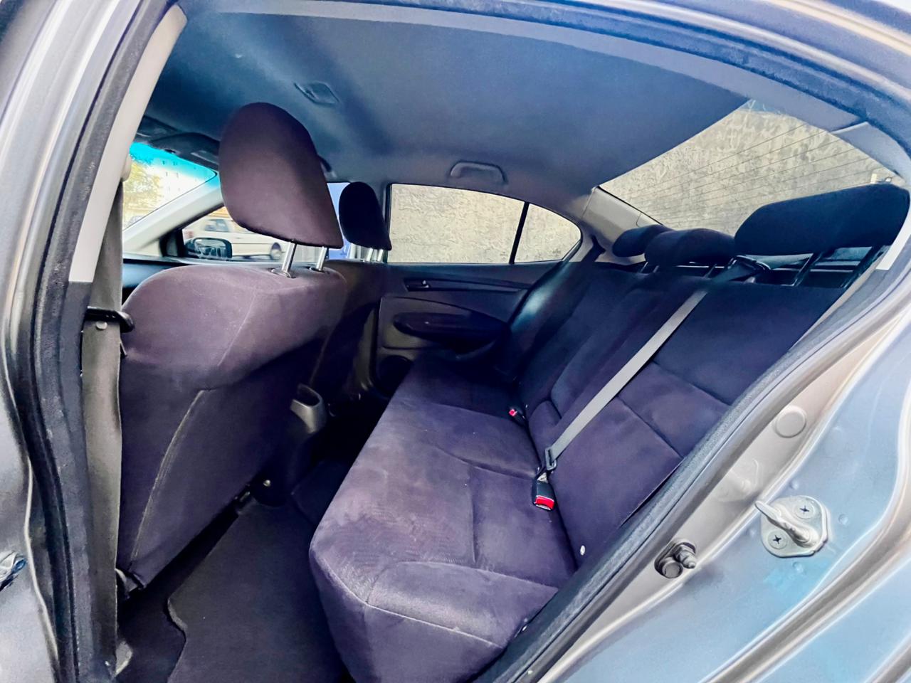 Honda City LX 1.5 Manual 2013