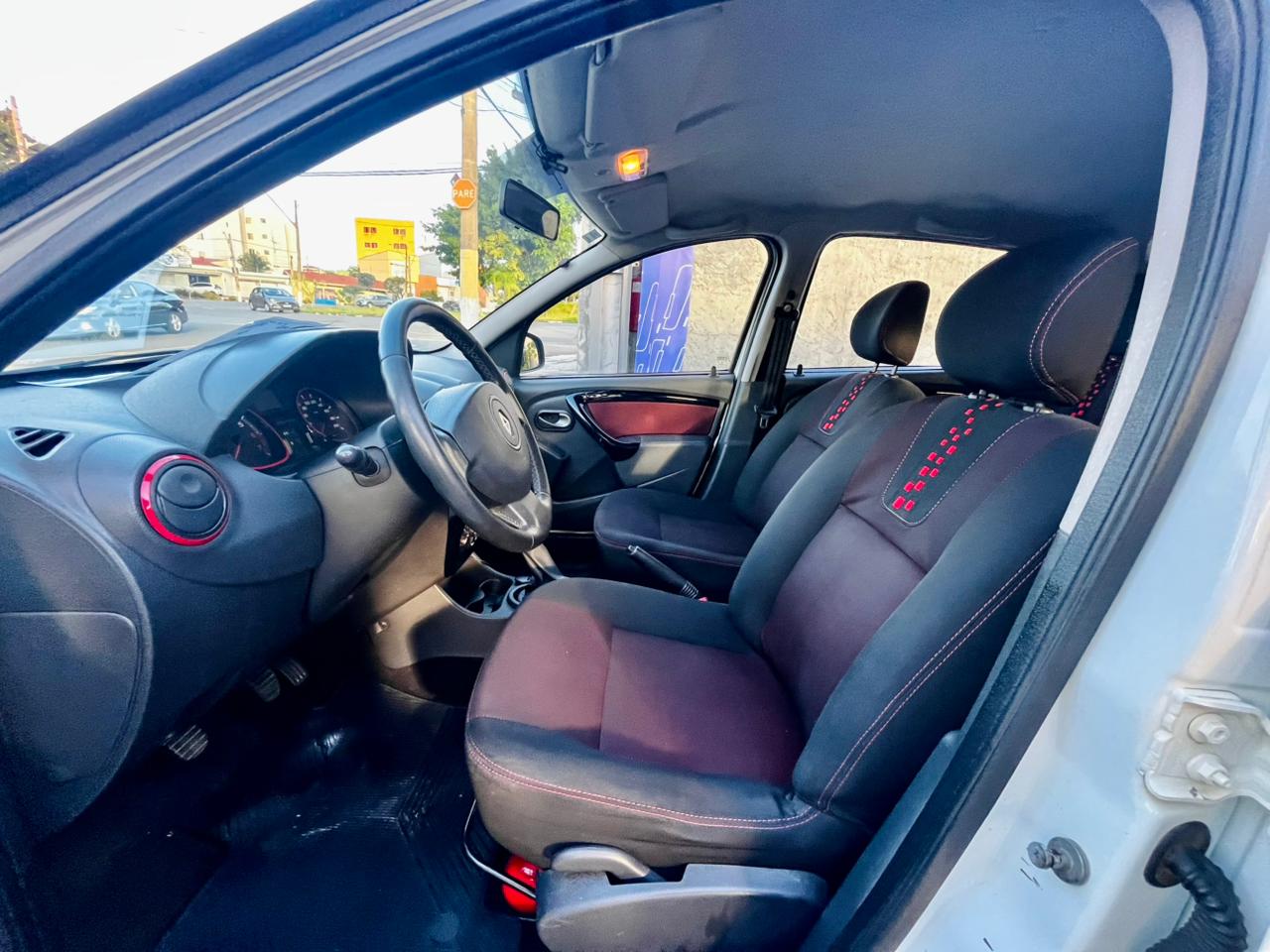 Renault Sandero Stepway 1.6 2014