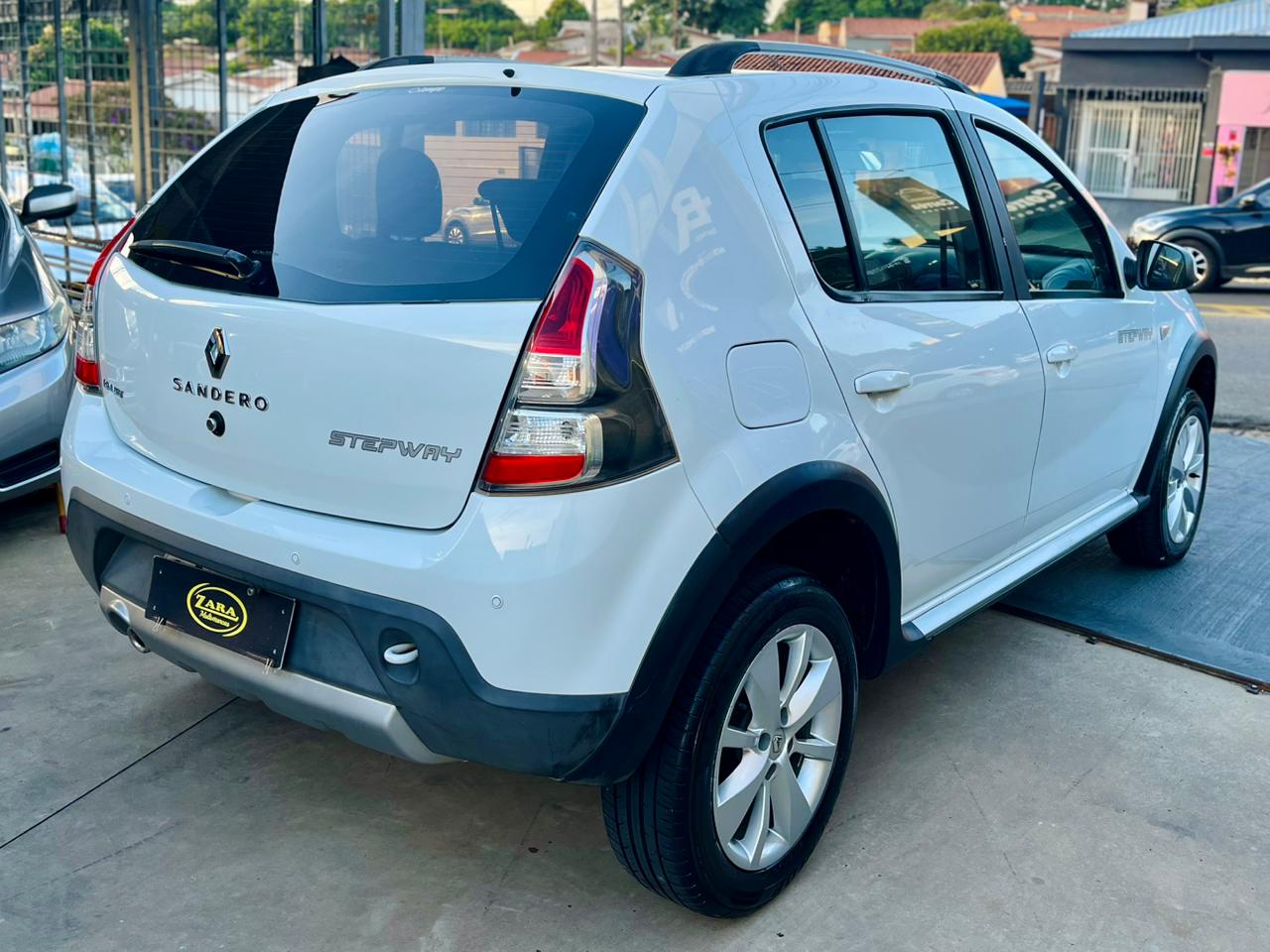 Renault Sandero Stepway 1.6 2014