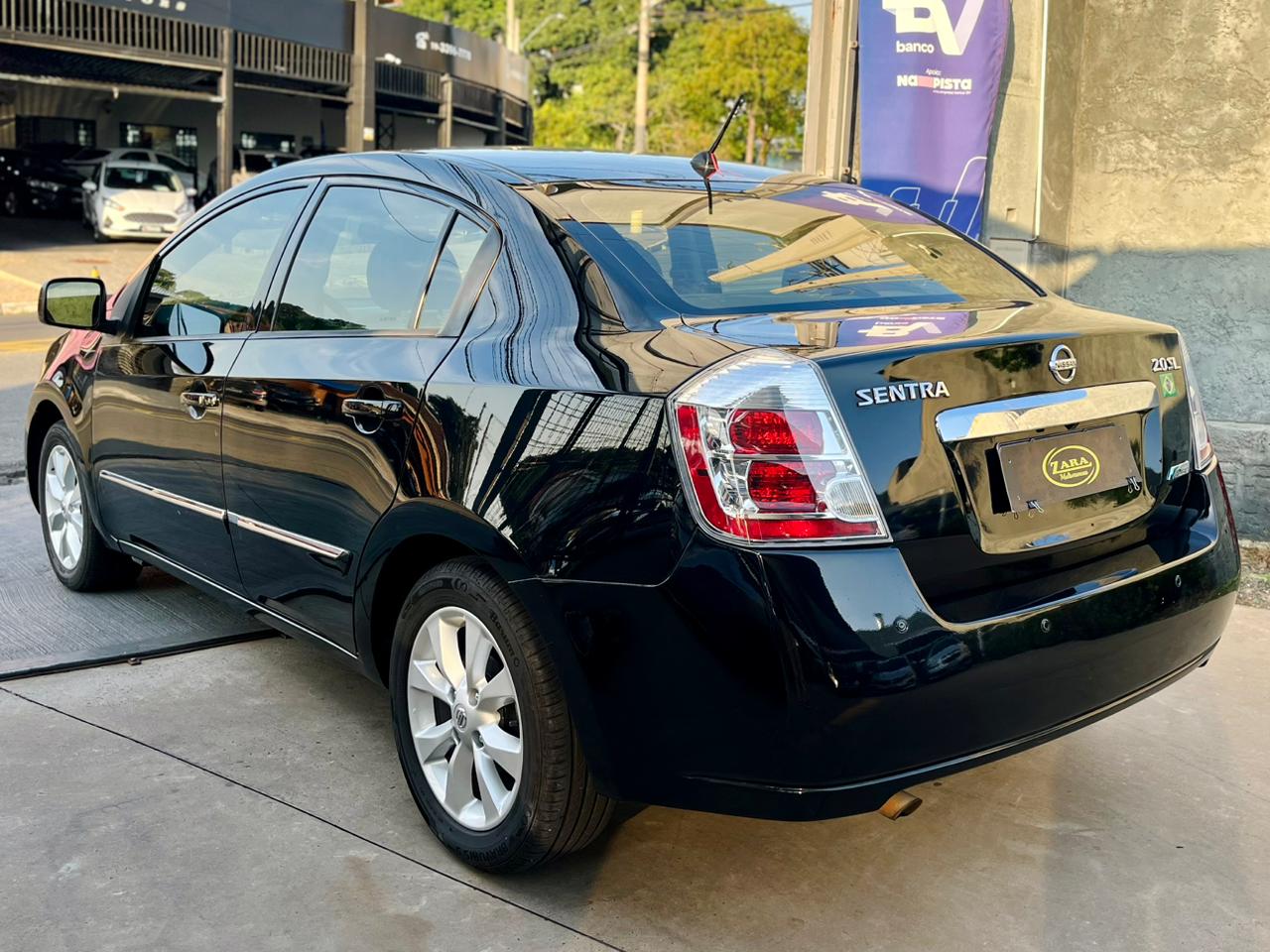 Nissan Sentra SL 2.0 Automático 2013