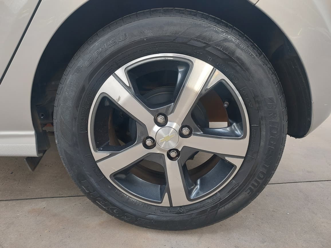 Chevrolet Onix LTZ Automático 1.4 2017