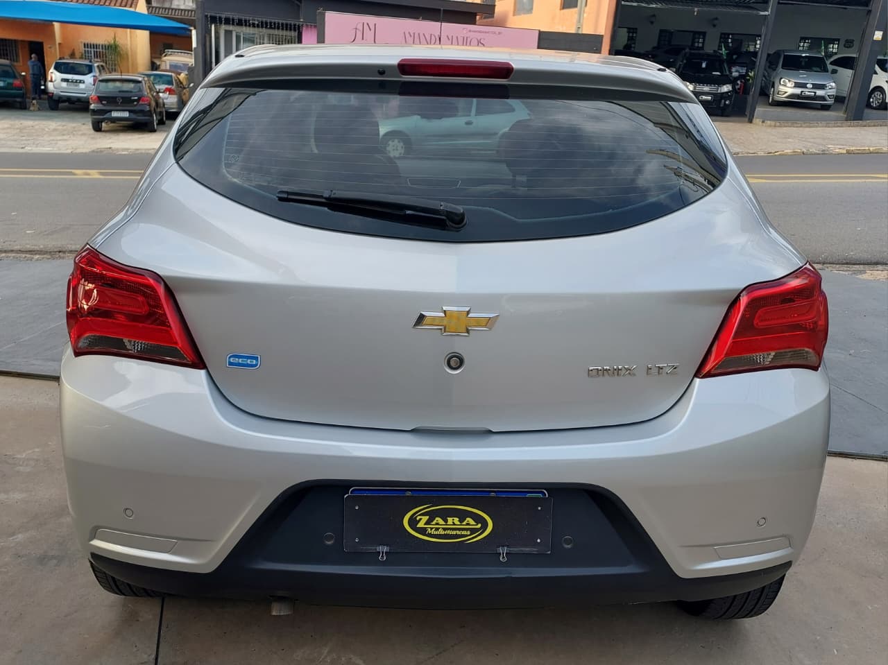 Chevrolet Onix LTZ Automático 1.4 2017