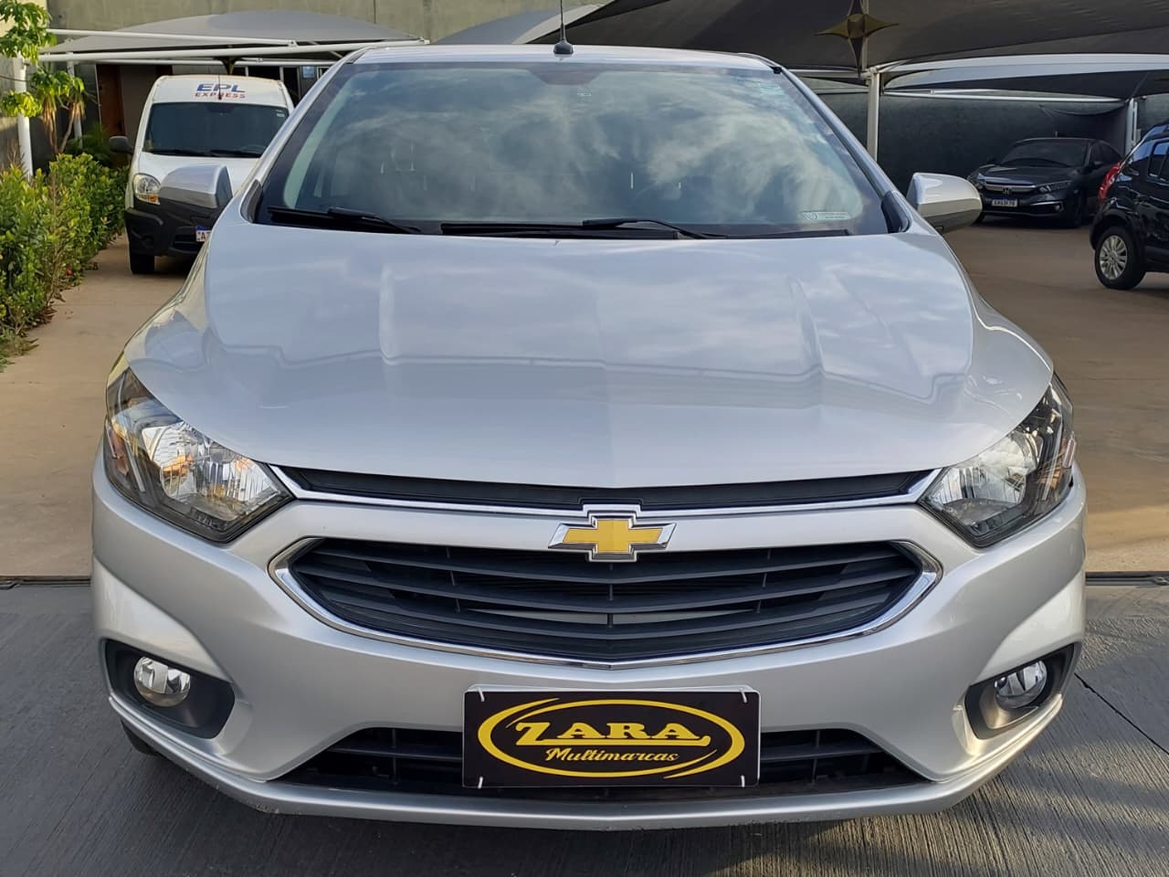 Chevrolet Onix LTZ Automático 1.4 2017