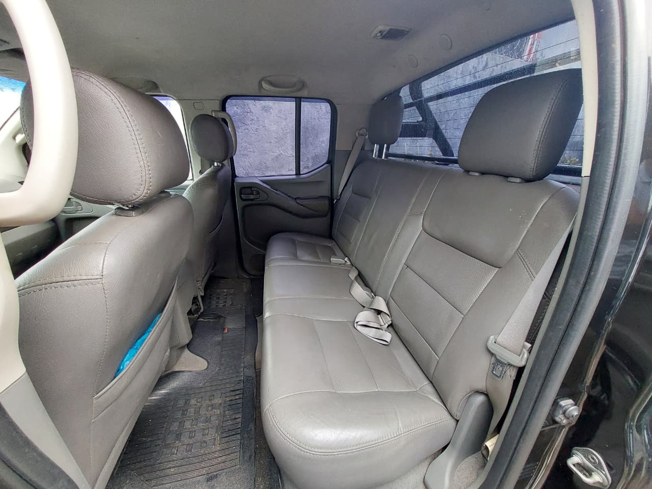 Nissan Frontier XE CD 2.5 4×2 Diesel Manual 2010
