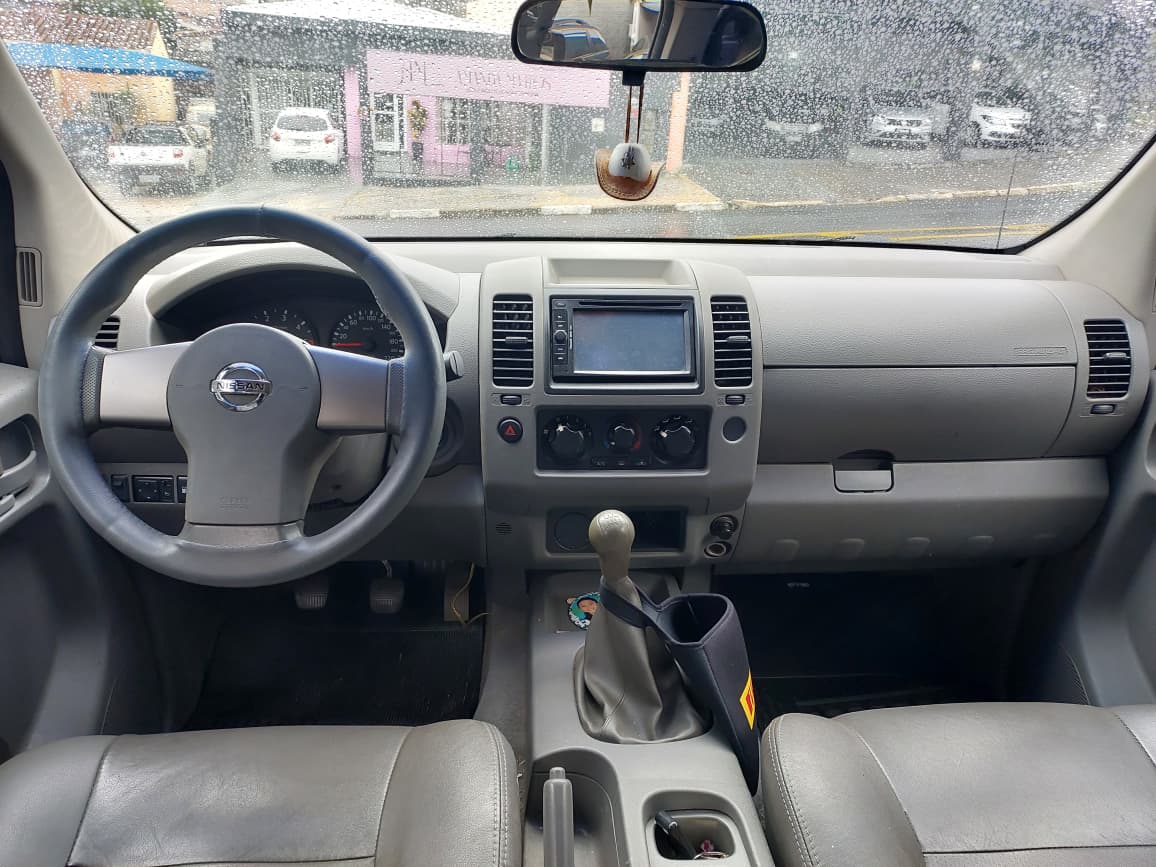 Nissan Frontier XE CD 2.5 4×2 Diesel Manual 2010