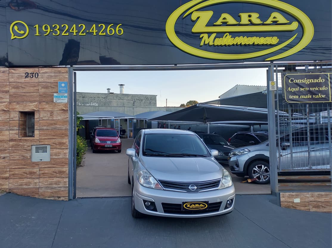 Nissan Tiida SL 1.8 Automático 2011