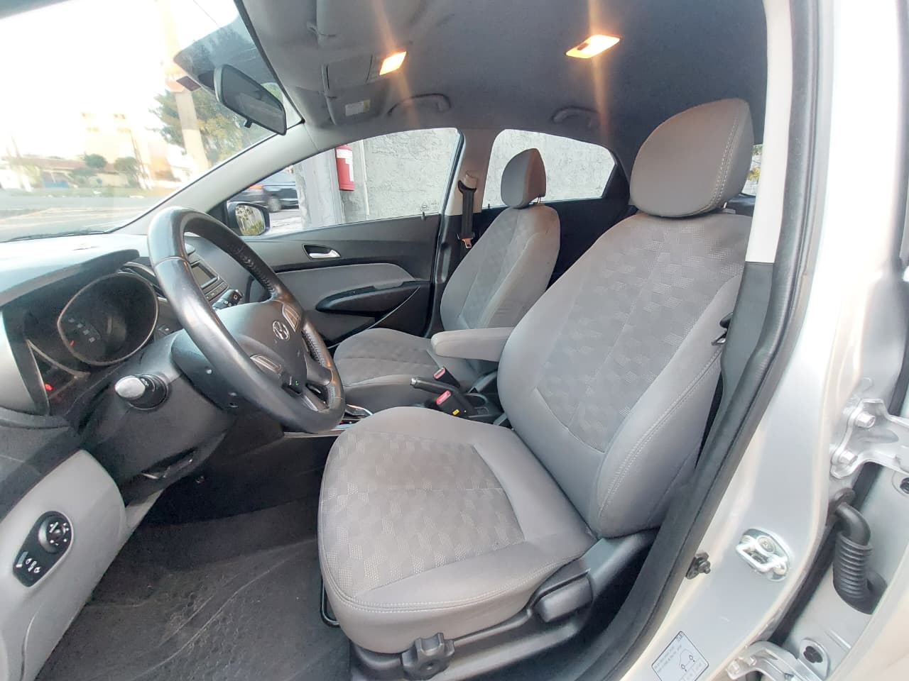 Hyundai HB20 Premium 1.6 automático 2017