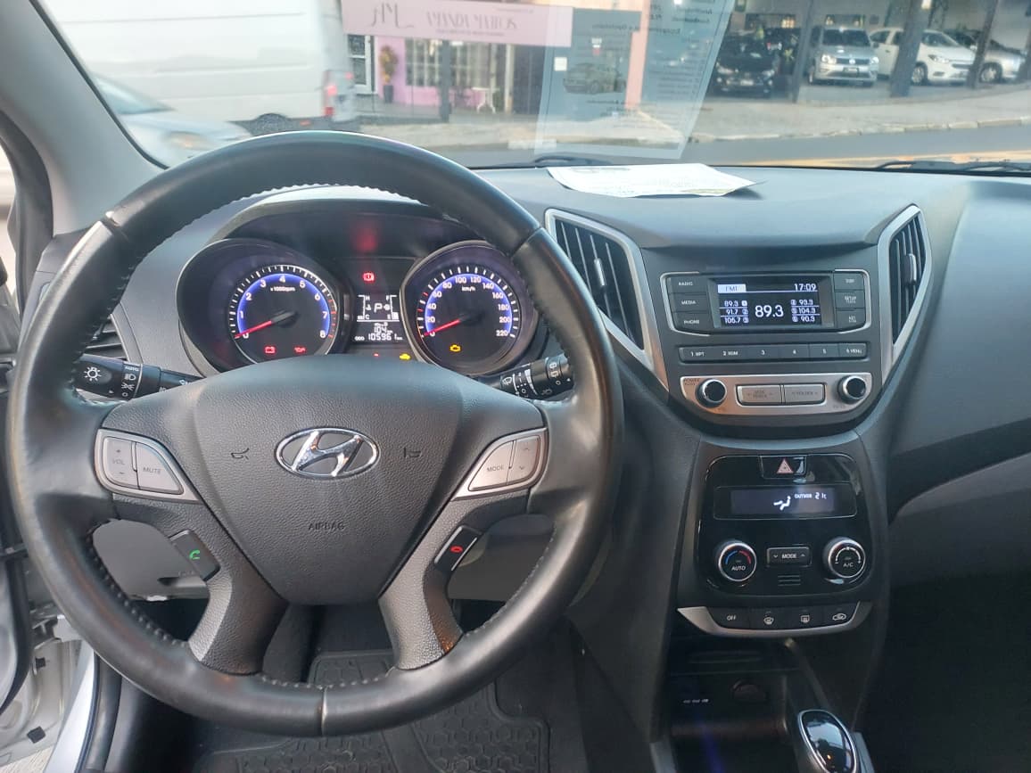 Hyundai HB20 Premium 1.6 automático 2017