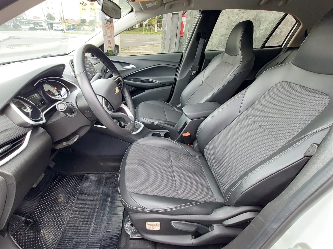 Chevrolet Onix LTZ 1.0 Turbo Automático 2025