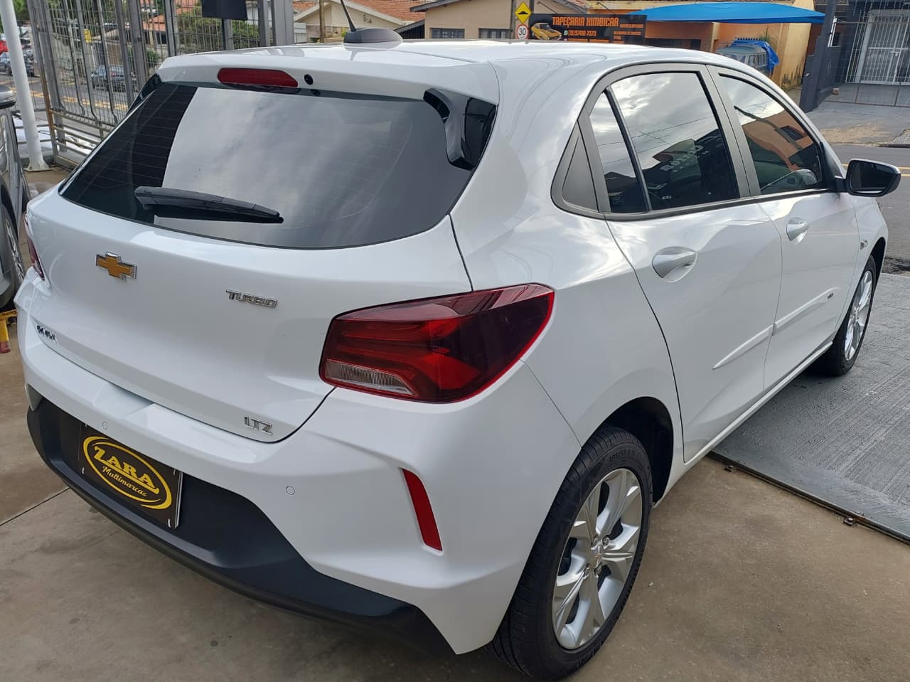 Chevrolet Onix LTZ 1.0 Turbo Automático 2025