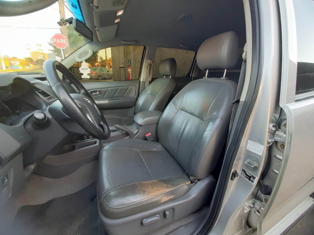 Toyota Hilux SRV TDI 4WD CD 3.0 Automática 2012