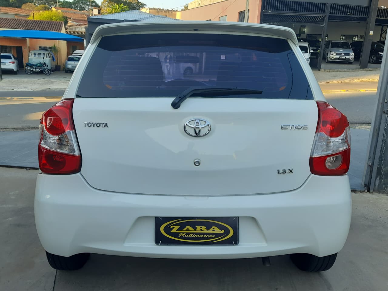 Toyota Etios X 1.3 Manual 2014