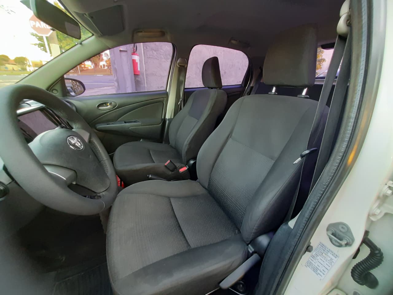 Toyota Etios X 1.3 Manual 2014
