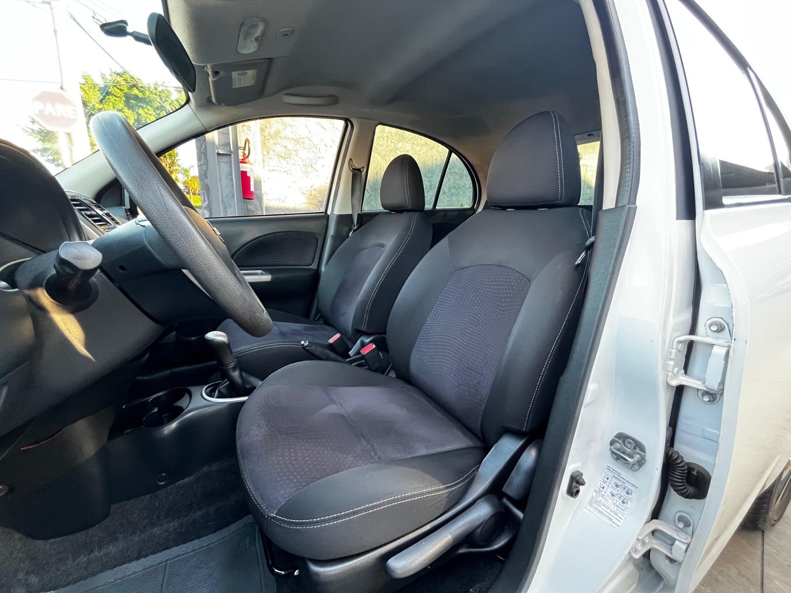 Nissan March SL 1.6 Manual 2015